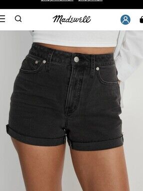 Madewell Curvy High-Rise Jean Shorts in Black Lunar Wash